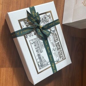 Santa Maria Novella gift packaging and shopping bag